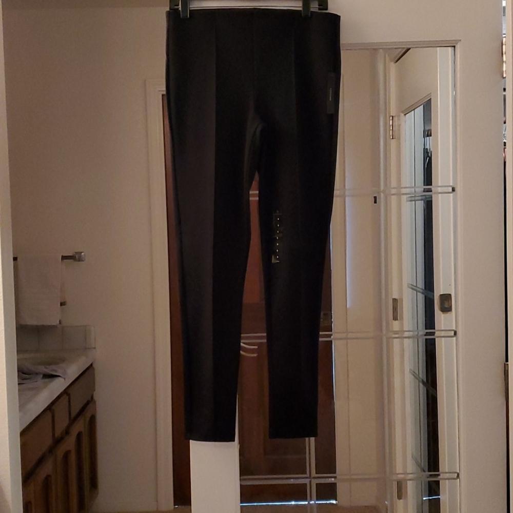 New black leggings
